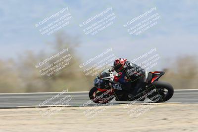 media/Apr-20-2025-CVMA (Sun) [[39090e8767]]/Race 9-Formula LW Twins Shootout/